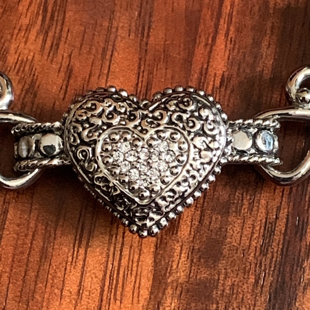Lia Sophia silver tone rhinestone heart bracelet - Picture 2 of 8